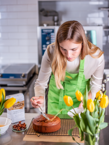 KitchenJulie citrininis keksas be pieno produktų