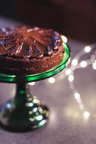 Liucinos veganiškas šokoladinis tortas su burokėliais ir avokadais