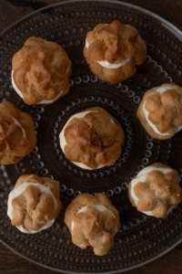 Profiteroles_with_ricotta_whipped_cream_and_cranberry_filling-18