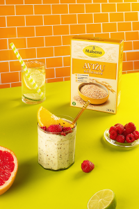 Pernakt brinkinta avižinė košė su sėlenomis